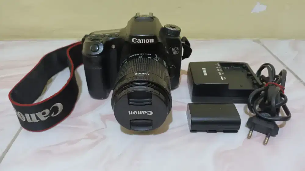 Dijual kamera Canon 70d kondisi sangat terawat