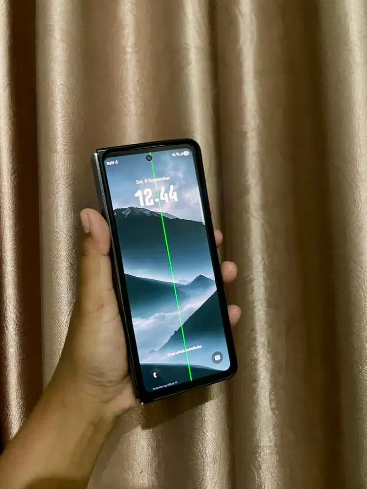 samsung fold 4 12/256gb sein( hp aja )