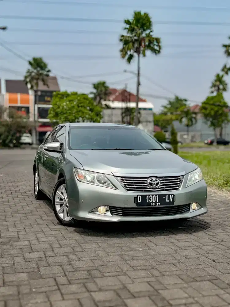 Dp 15 jt Toyota Camry 2.5 V 2012 AT