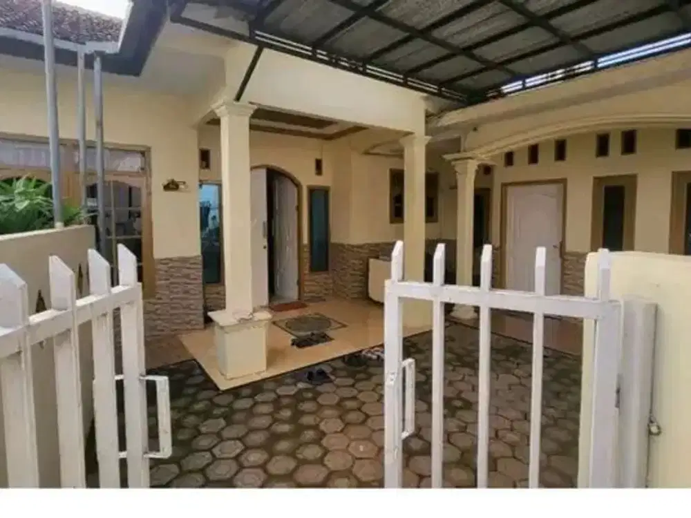 Dijual murah rumah siap huni semi furnish di Kalimulya Depok