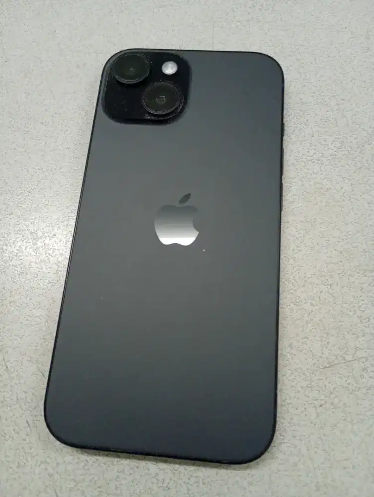 Iphone 15 128 GB digimap baru 2 bulan