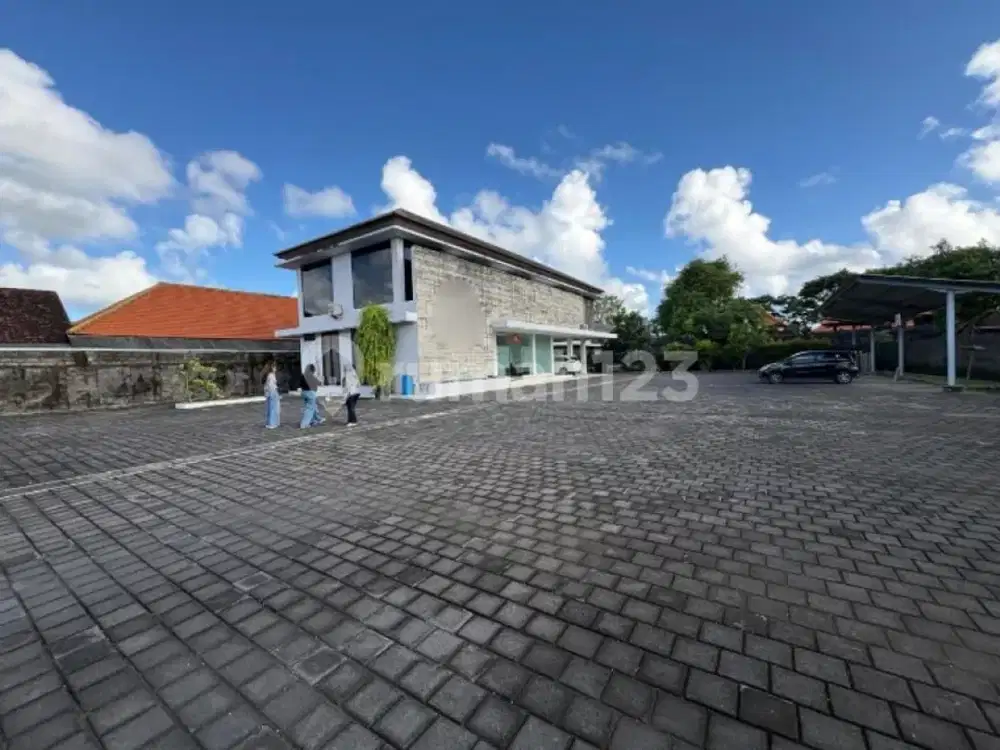 Over Kontrak Tanah 1400 M2 & Bangunan Kantor 2 Lantai 400 M2, Lokasi Dekat Bypass Ngurah Rai Denpasar.