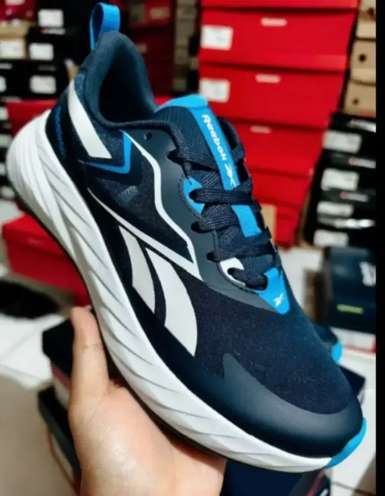 Sepatu Reebok run original murah size 42