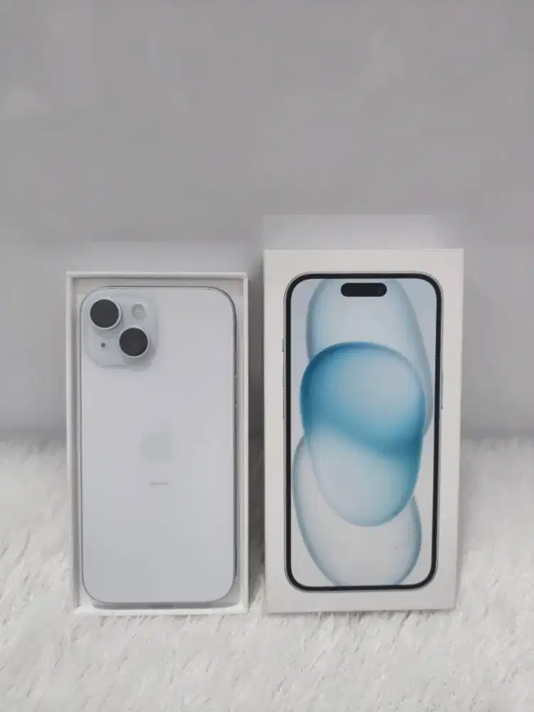 (Open Box) iPhone 15 128GB - Blue iBox