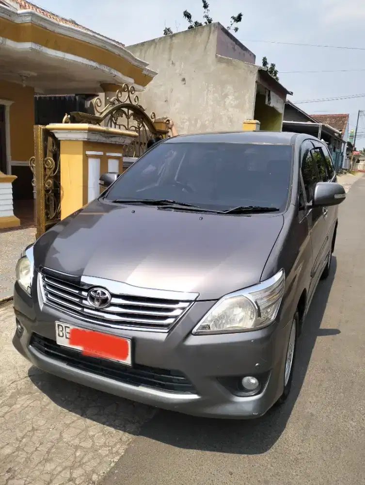 jual Innova v diesel mt 2012