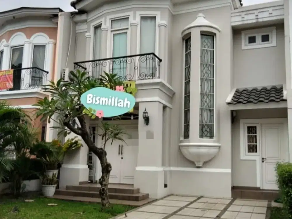 Rumah mewah dalam Komplek Raffles Hills Cibubur semi Furnish
