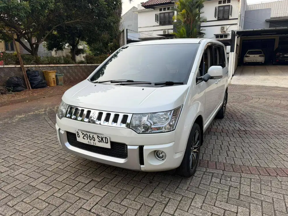 [MURAH] MITSUBISHI DELICA BENSIN AT 2014-PAJAK HIDUP!