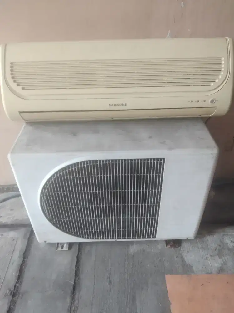 Ac merk Samsung indoor dan Outdoor setengah pk