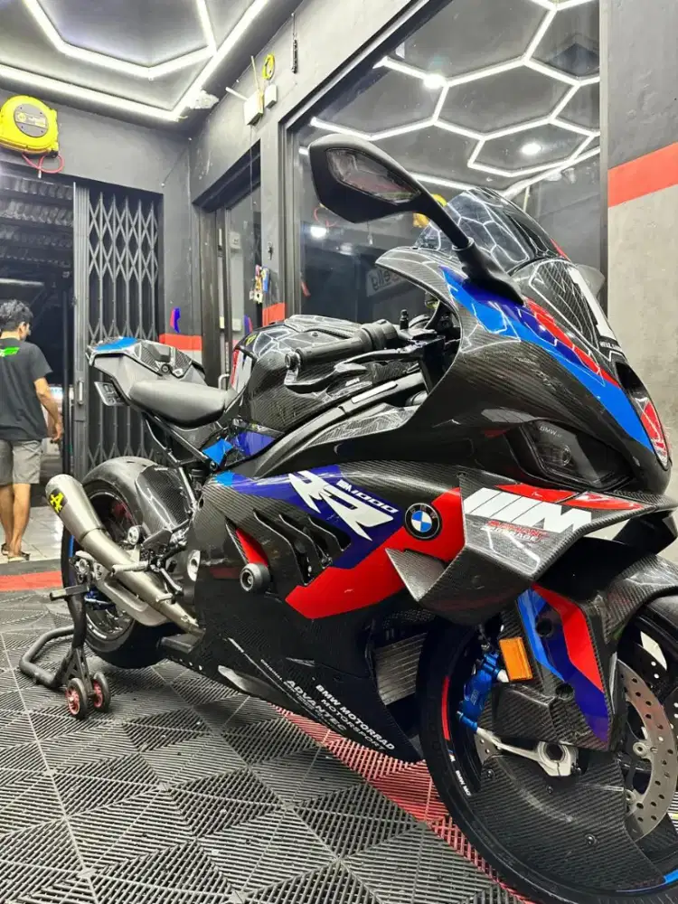 BMW m1000RR. 2024