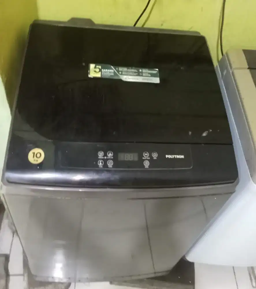 Mesin cuci Polytron 10kg
