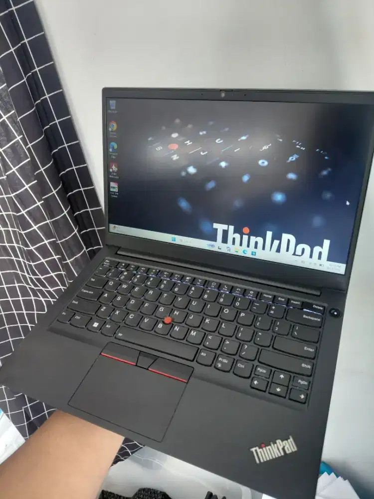 ThinkPad E14 i3 Gen12 8/512Nvme FHD IpS Backlight
