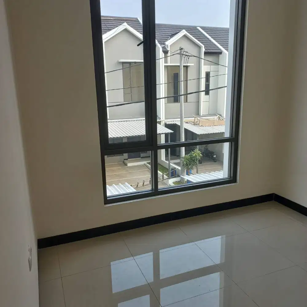 Disewakan Rumah Baru Minimalis 2 Lantai di Taman Kopo Indah TKI 5