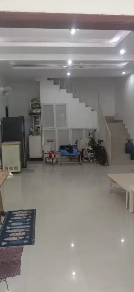 Dijual Rumah Siap Huni 2 1/2 Lantai Simprug Poris