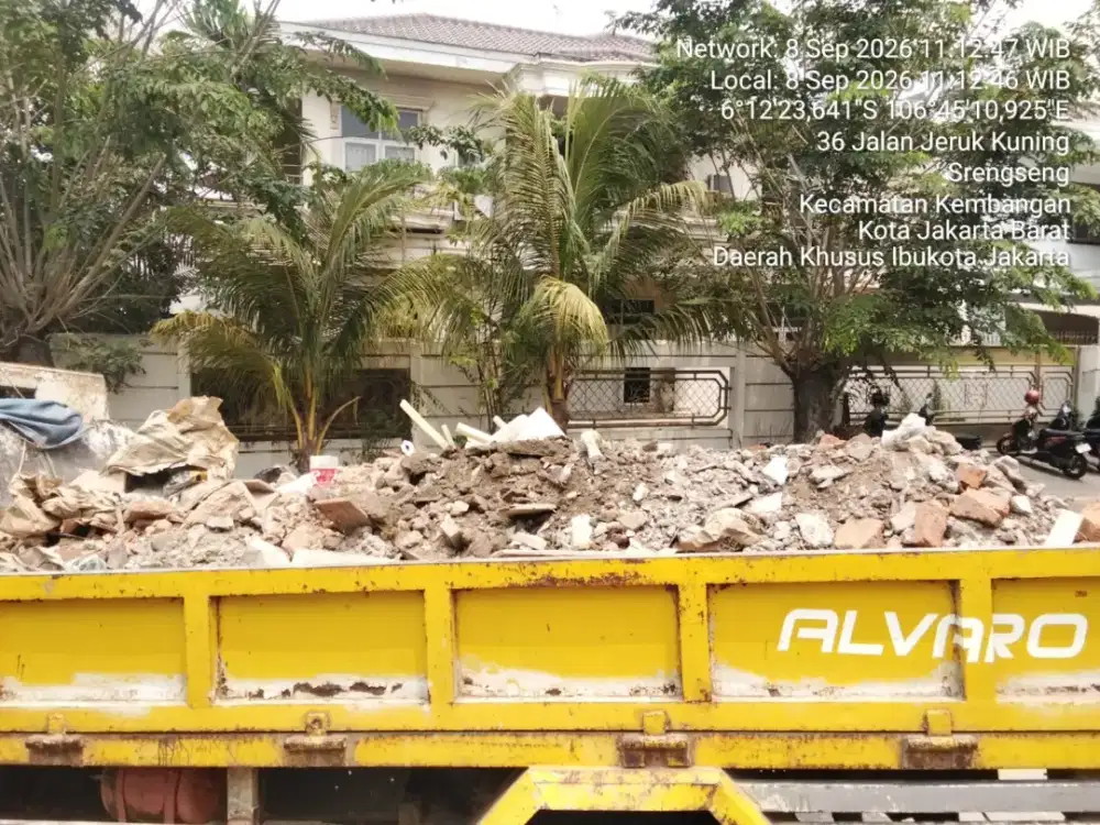 Jasa buang puing dan pengurugan