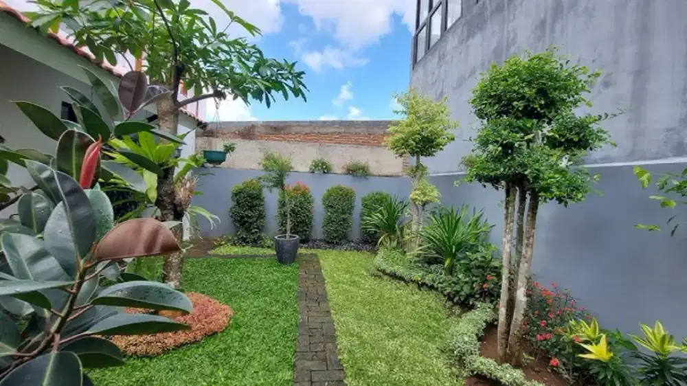 Trima jasa pembuatan taman rumah minimalis modern