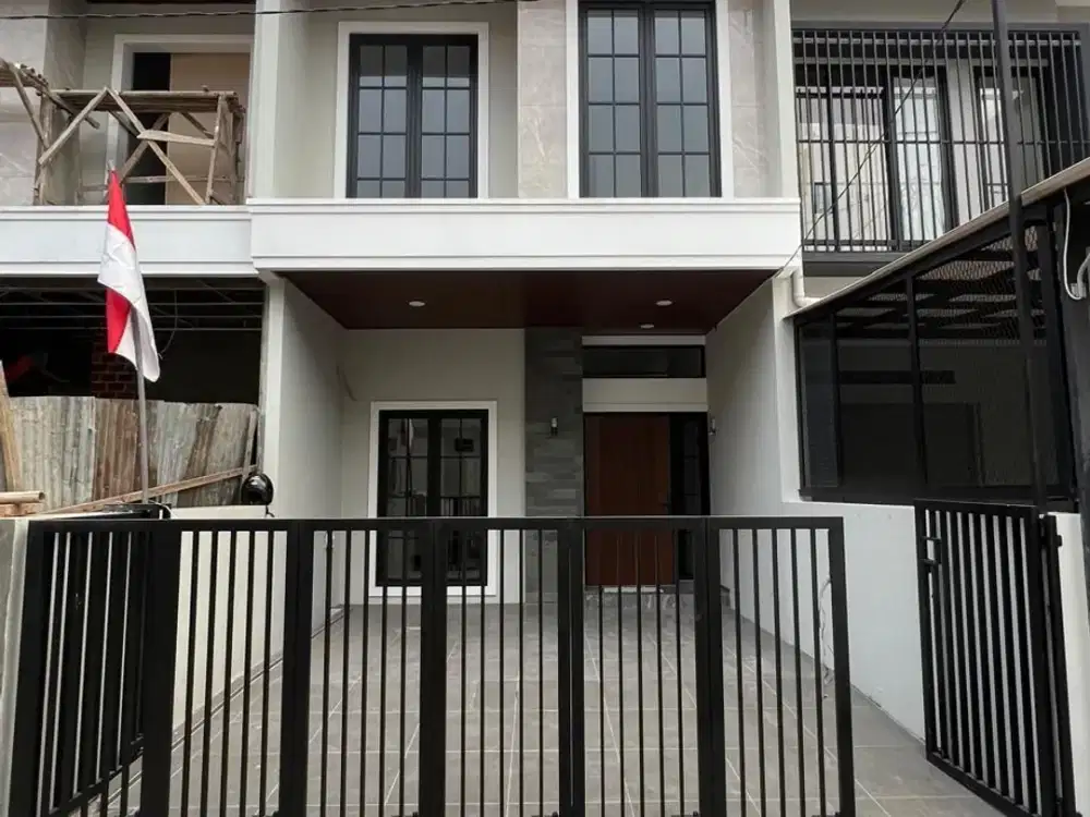 Rumah baru 2 Lantai di pusat kota bandung dekat Batnunggal, Kembar