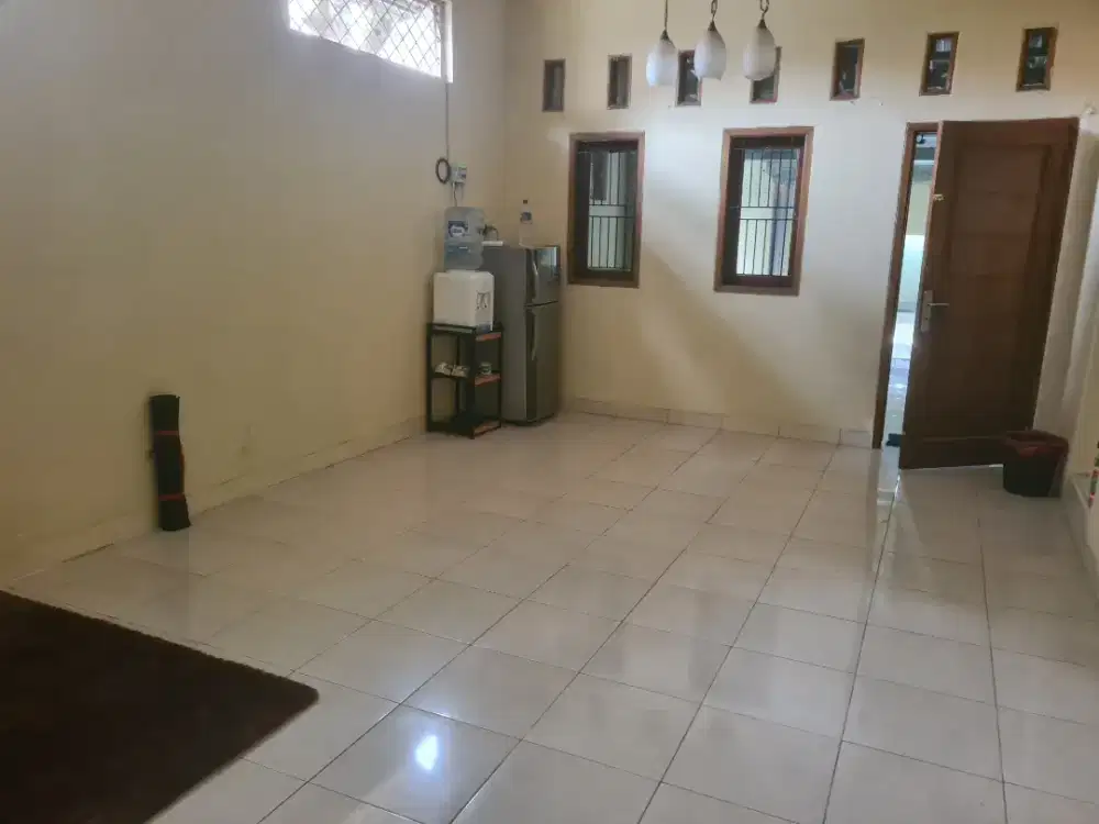 Di kontrakan/di sewakan rumah murah Pamulang