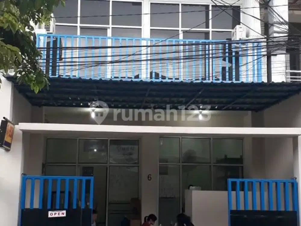 Rumah Kost Aktif, Siwalankerto