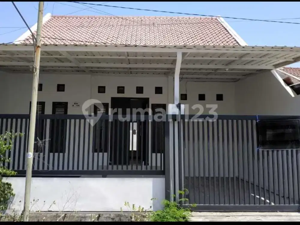 Rumah Siap Huni. Bersih. Strategis. Bebas Banjir. Harga Murah