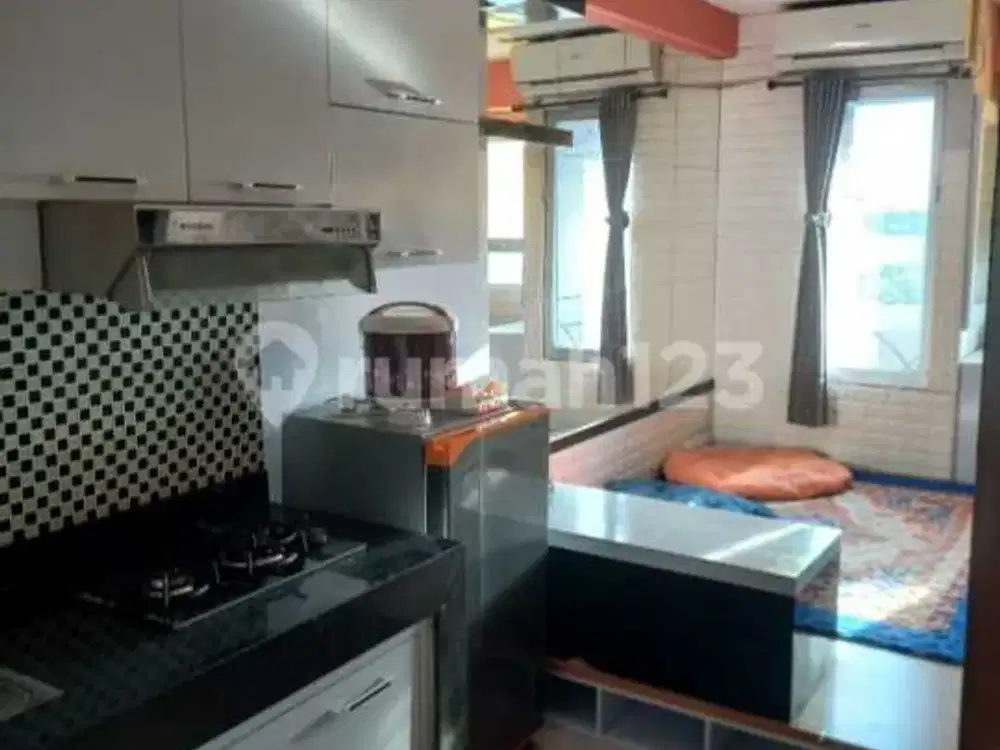 Apartmen 2 Kamar Tidur Furnished Siap Huni. Dekat Pasar Modern. Sekolah. Bank Dll