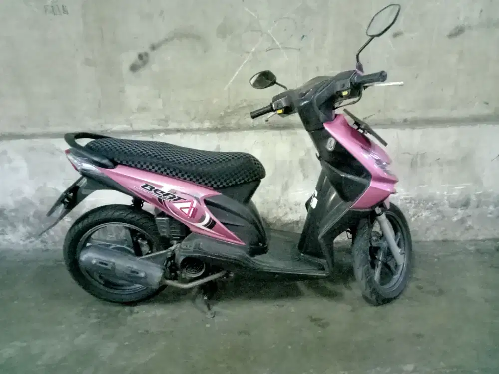 Beat karbu limited edition Pink KY boy. Mesin Alus .motor rawatan
