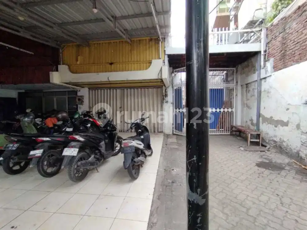 Ruko Pusat Kota. Bisnis Area. Lalu Lintas Ramai. Dekat Hotel. Tempat Kuliner. Perkantoran Dll