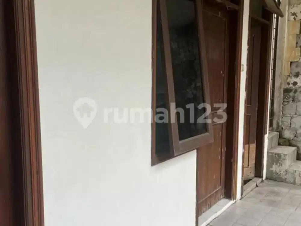 Rumah di Villa Bukit Mas 2 Lantai SHM Bagus hadap Timur