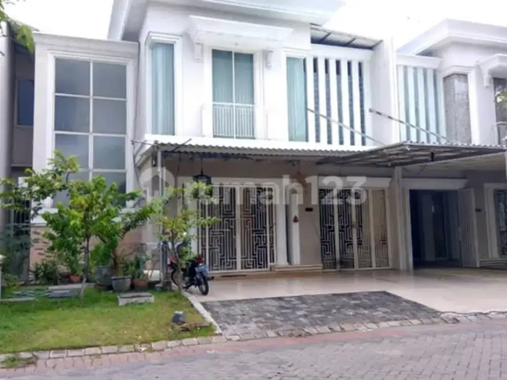 Rumah nyaman siap huni, bebas nyamuk, row jalan besar.