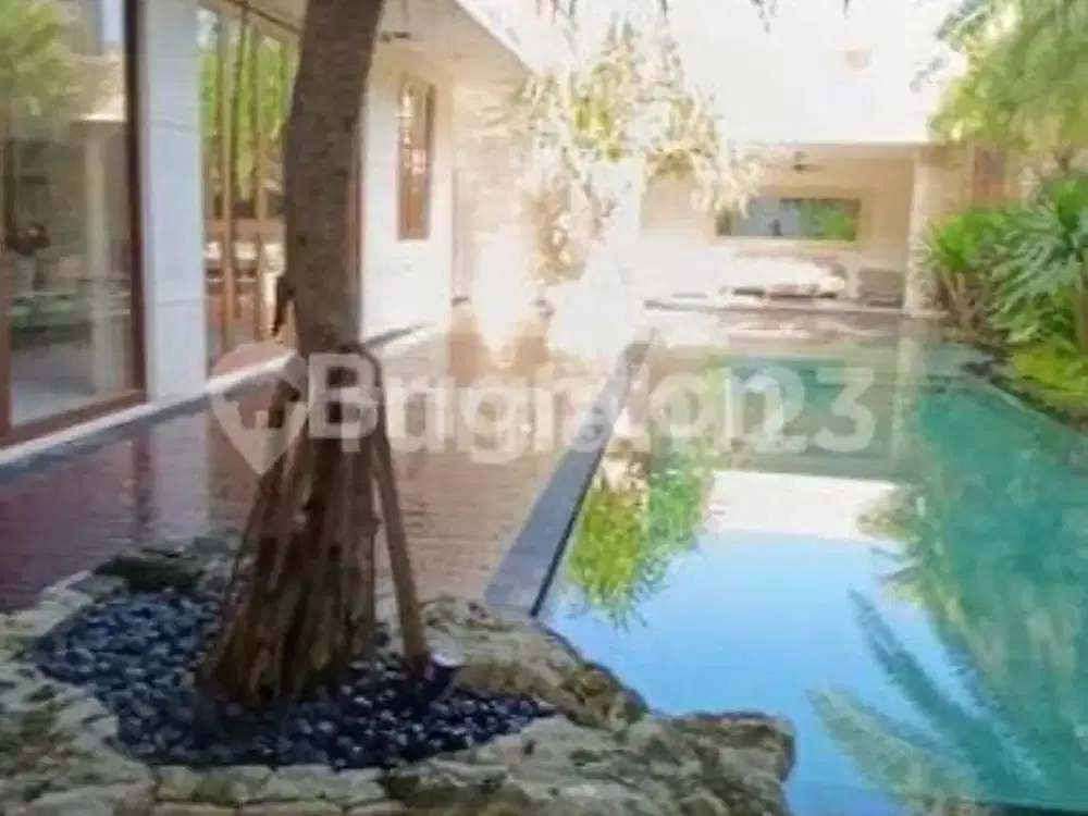Villa Baru Dan Mewah One Gate Fasilitas Lengkap