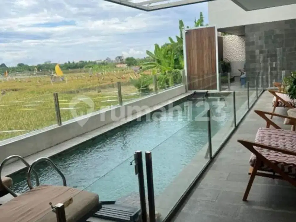 Dijual Villa Modern 3 Lantai - Kunti, Seminyak | View Sawah