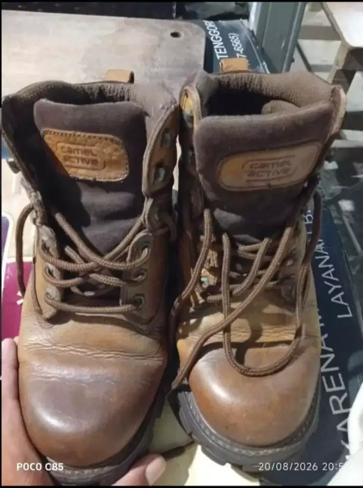 Sepatu Camel Active
