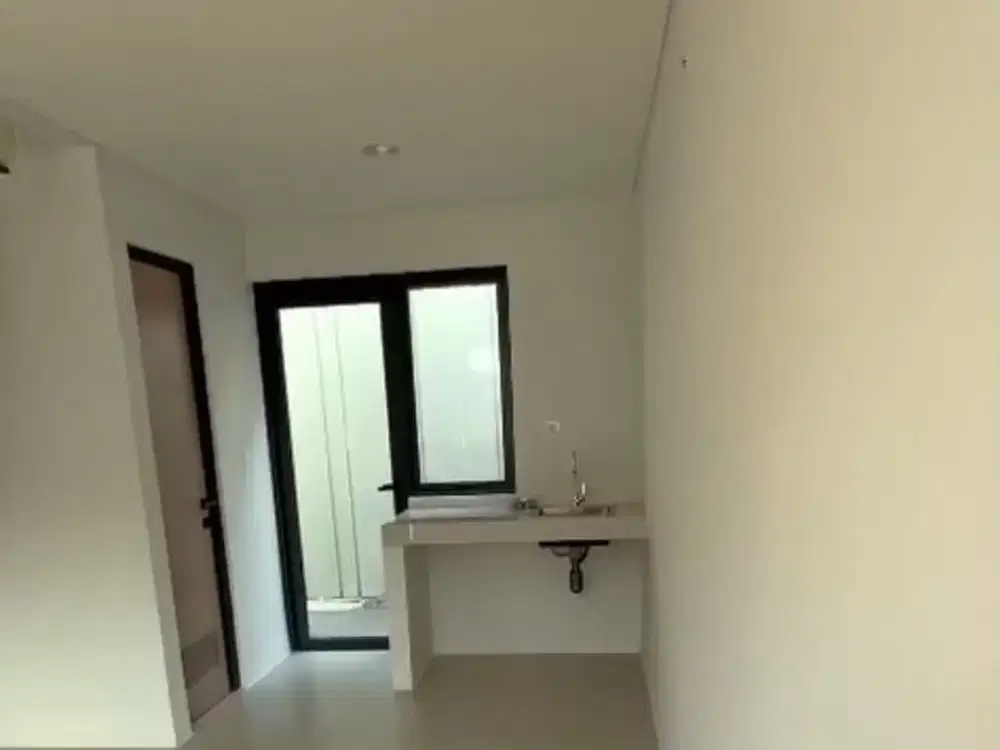 DISEWAKAN RUMAH XYZ BLU – LIPPO CIKARANG