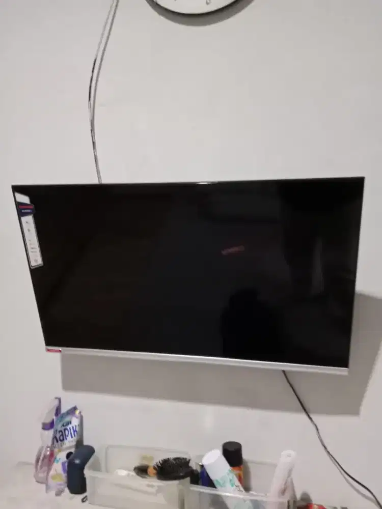 Dijual cepat Changhong android TV 32 inch