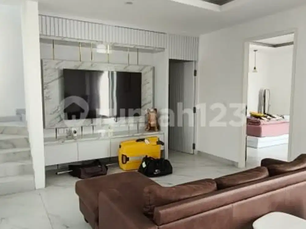 Modern Villa For Rent In Central Kerobokan - Fully Furnished With Private Pool