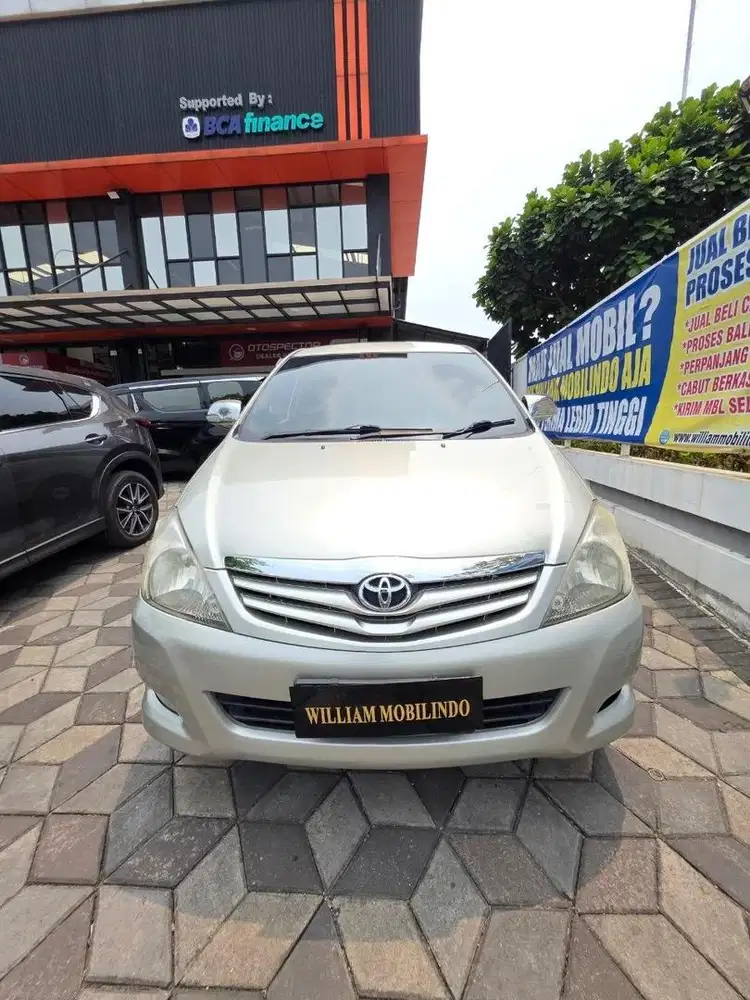 Innova G Tahun 2010