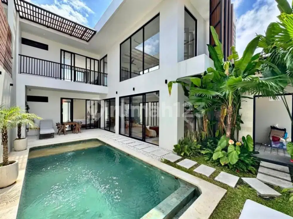 Tropical Modern Villa For Yearly Rent In Pererenan 2 Minutes From Beach