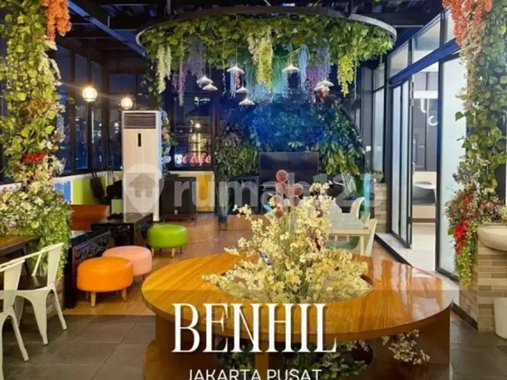 Dijual Cepat Guesthouse Plus Cafe Siap Pakai di Benhil, Jakarta Pusat