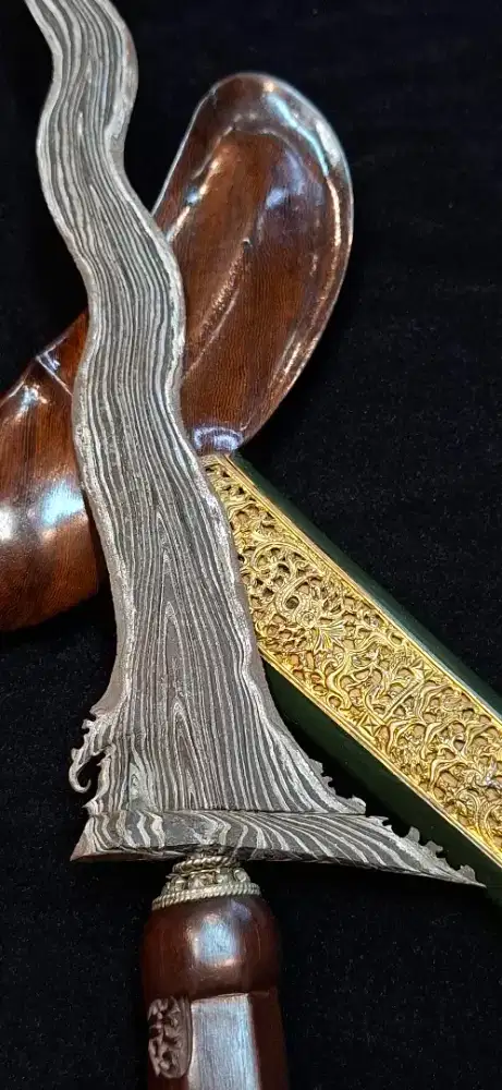 KERIS PUSAKA ROJO ABOLO