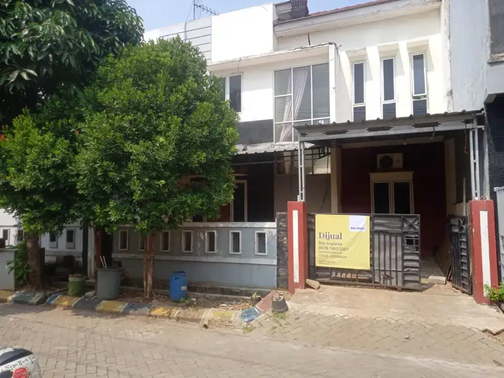 Rumah 2 LANTAI di Komp Bukit Grya