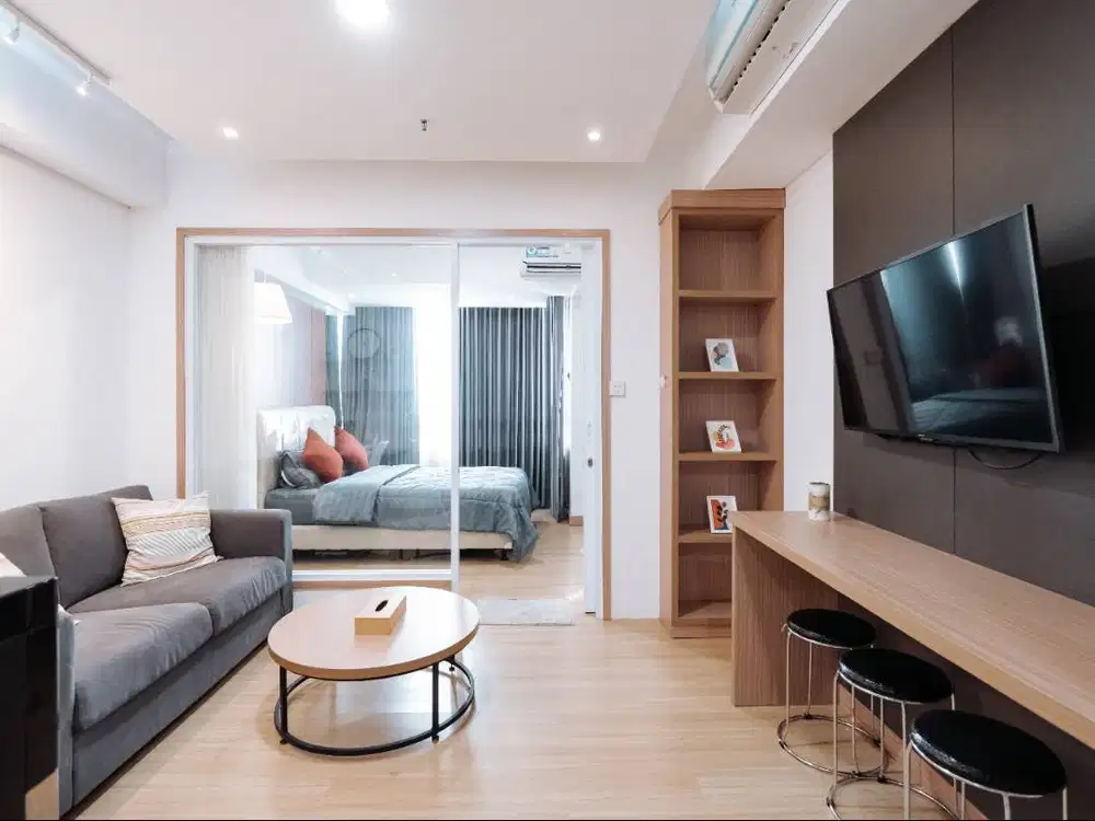 Sewa Apartemen Skandinavia 1BR Lt 19 Furnished Siap Huni Free IPL