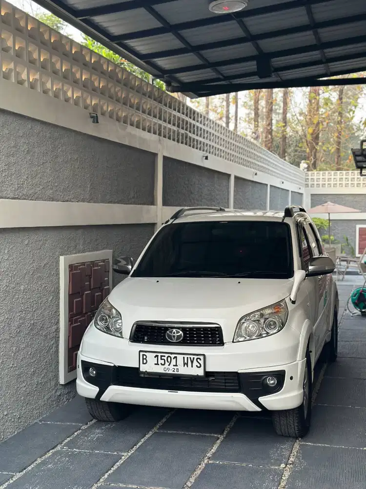 Rush S TRDs At 2014 Putih Siap Pakai