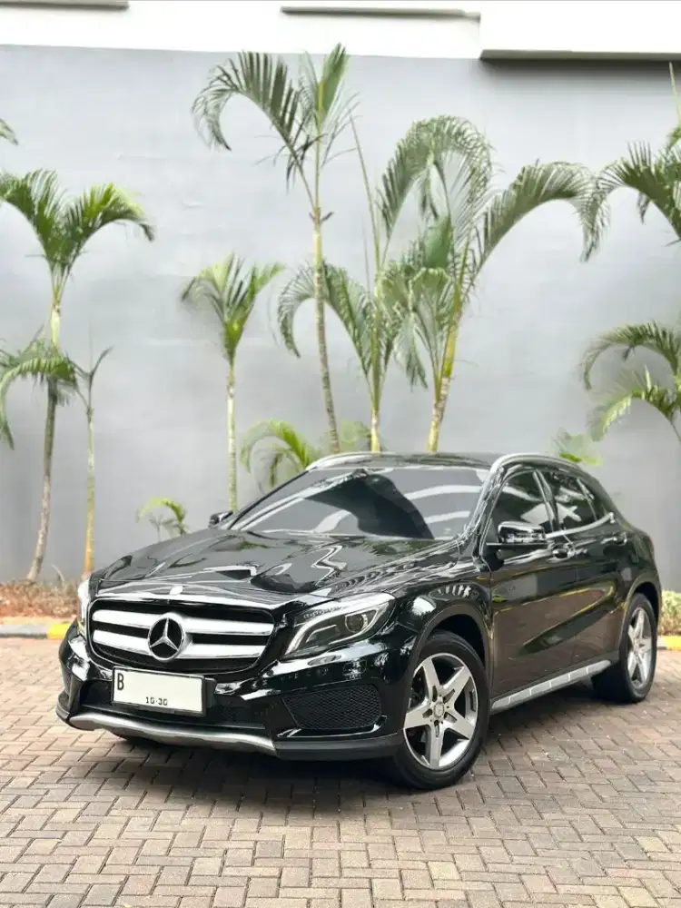 Mercedes Benz GLA200 AMG Package Panoramic A/T 2016