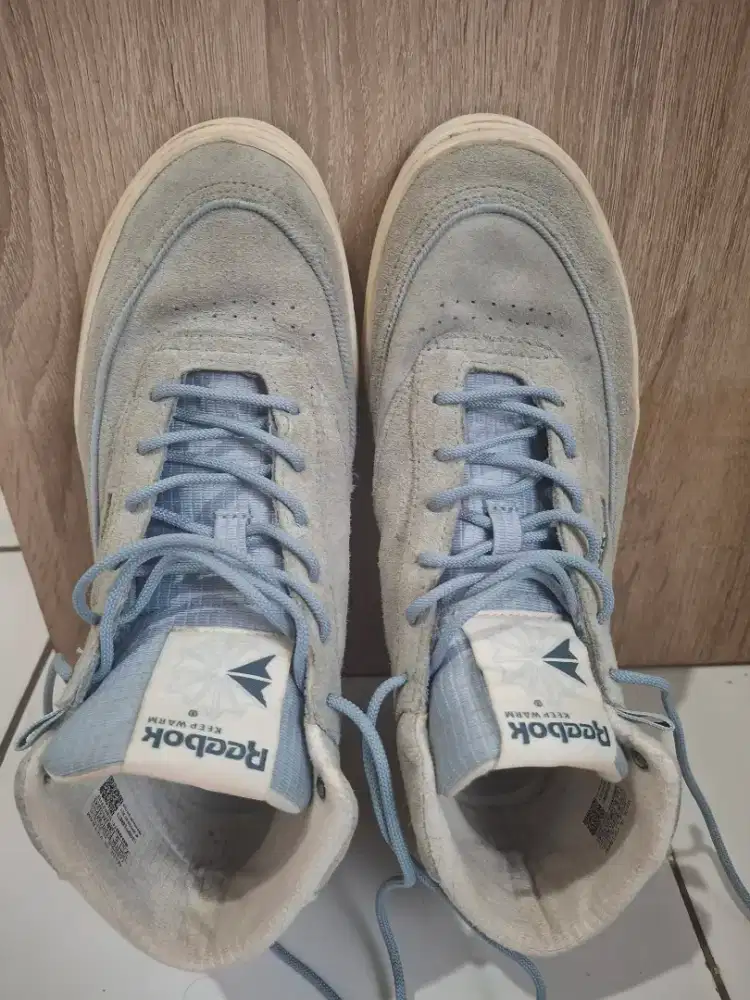 Sepatu Reebok size 38