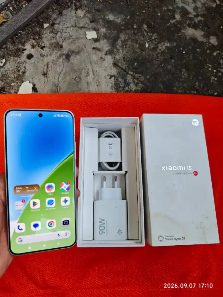 Xiaomi 15 12/256 Fullset istimewa