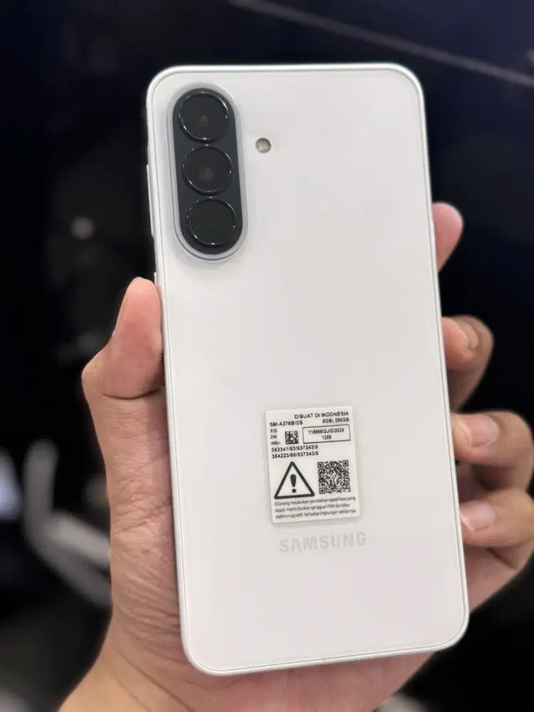 Samsung Galaxy A37 5G 8/256gb White Fullset Mulus Garansi On
