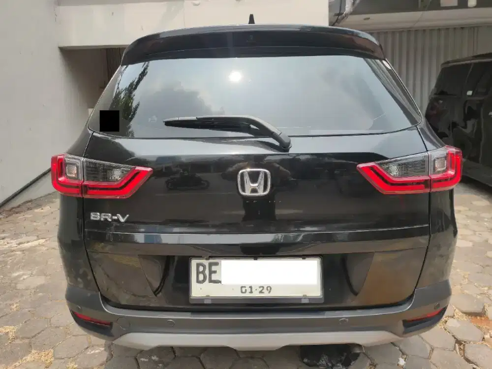 Dijual BR-V 1.5 E CVT 2023, KM 25rb