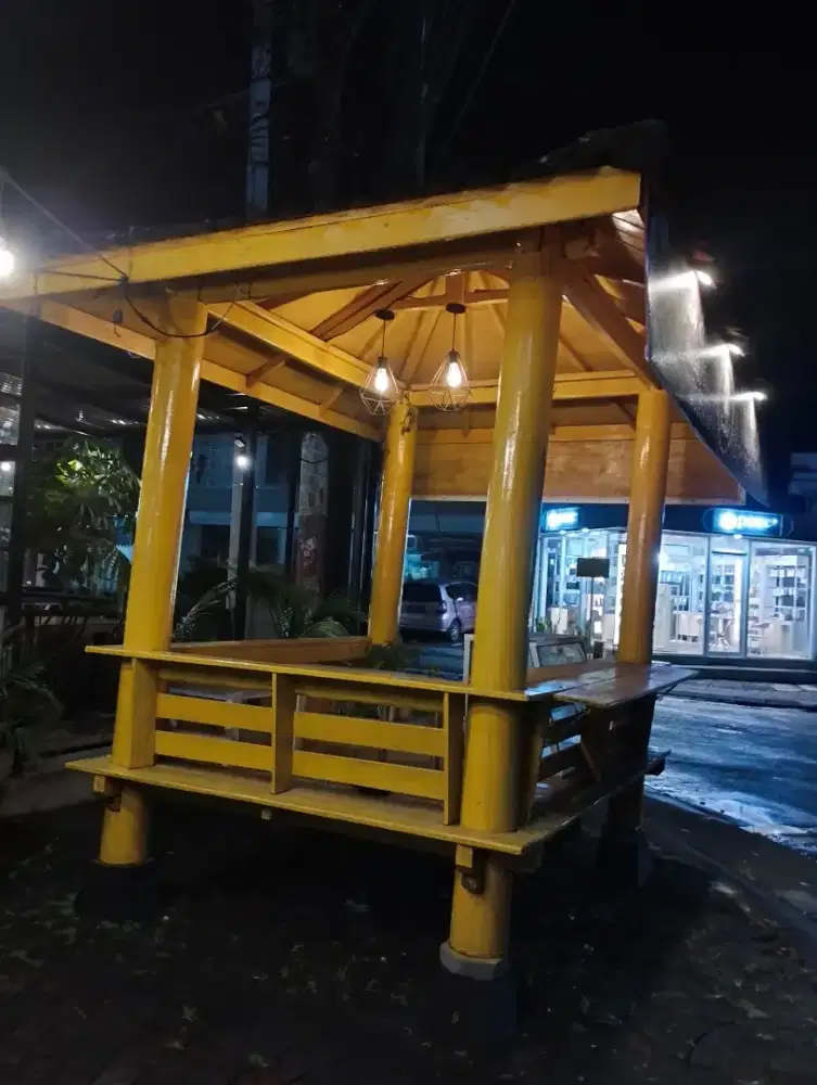 Jual gasebo bekas baru 2 tahun