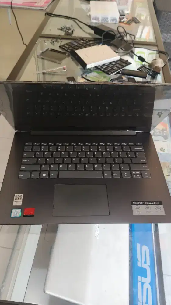 Laptop Lenovo 330