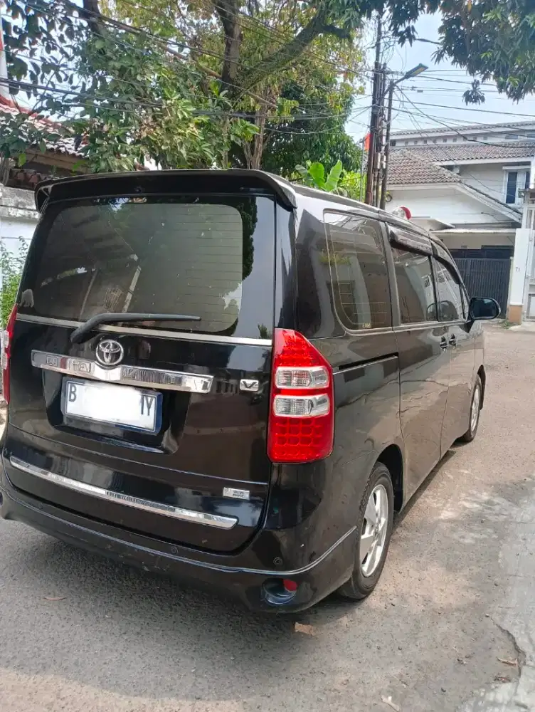 Toyota NAV1 th 2013 type V terawat