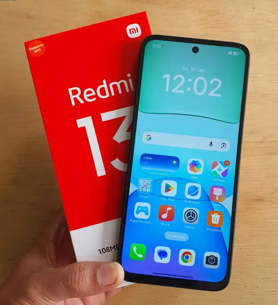 Redmi 13 8+8/128 like new